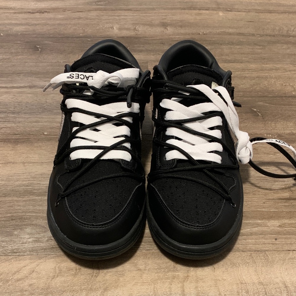 Offwhite Nike Dunks - image 3
